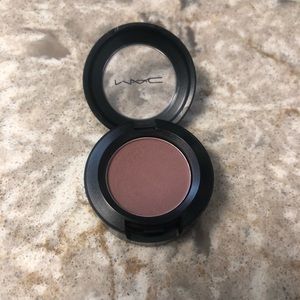 MAC Cosmetics Eyeshadow, Haux
